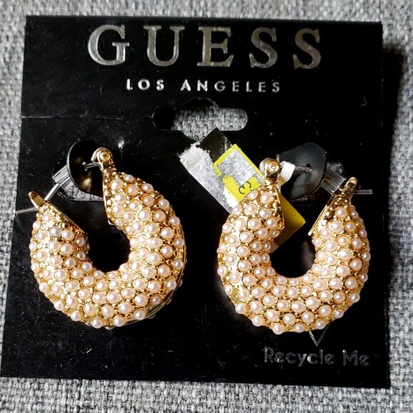 BNWT GUESS goldtone embellished faux pearls solid hoop earrings (OS) - Picture 2 of 4